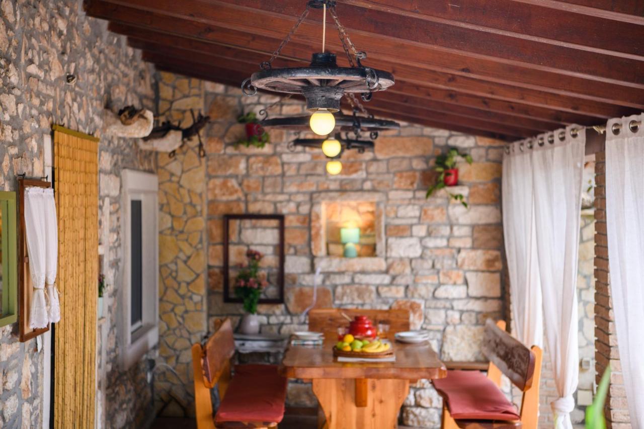 Rustic Istrian House Varesco Krnica Exterior photo